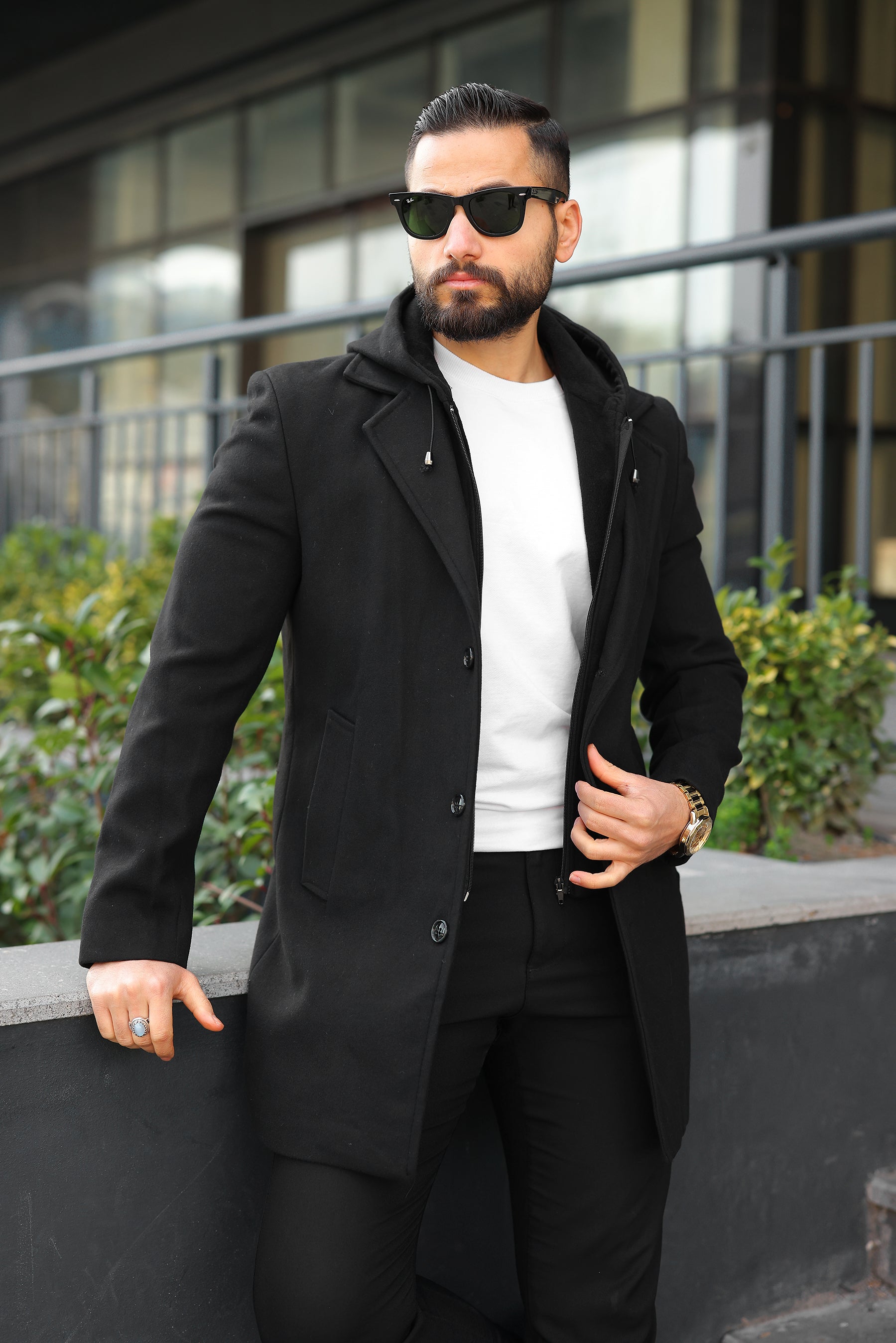 Erkek Kapşonlu Kaban