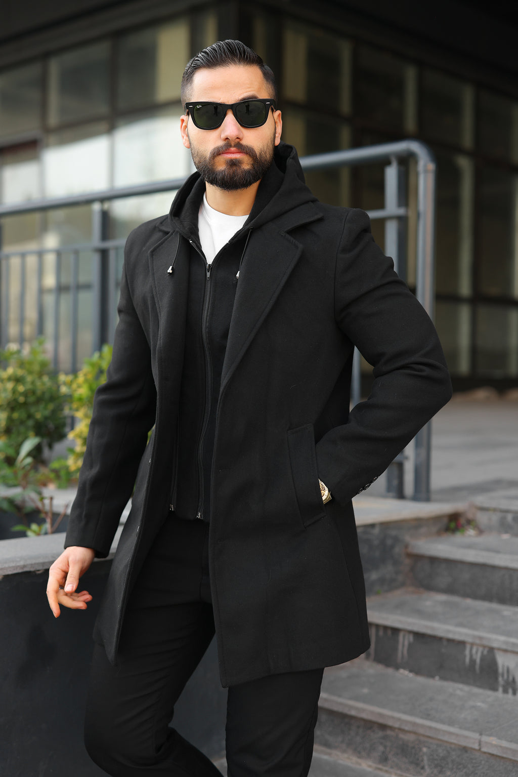 Erkek Kapşonlu Kaban