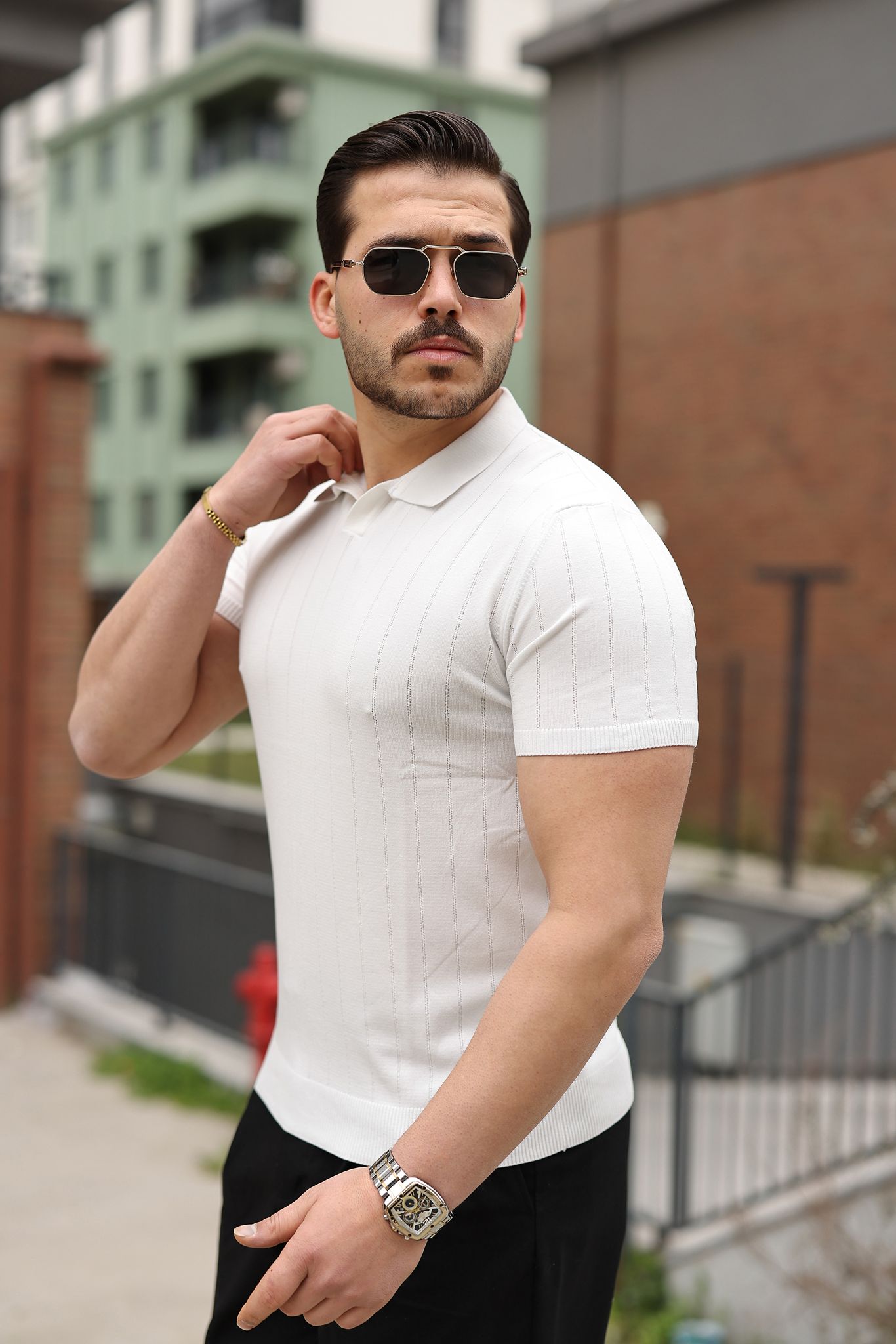 Erkek Polo Yaka Çizgili Triko T-Shirt – Modern Fit
