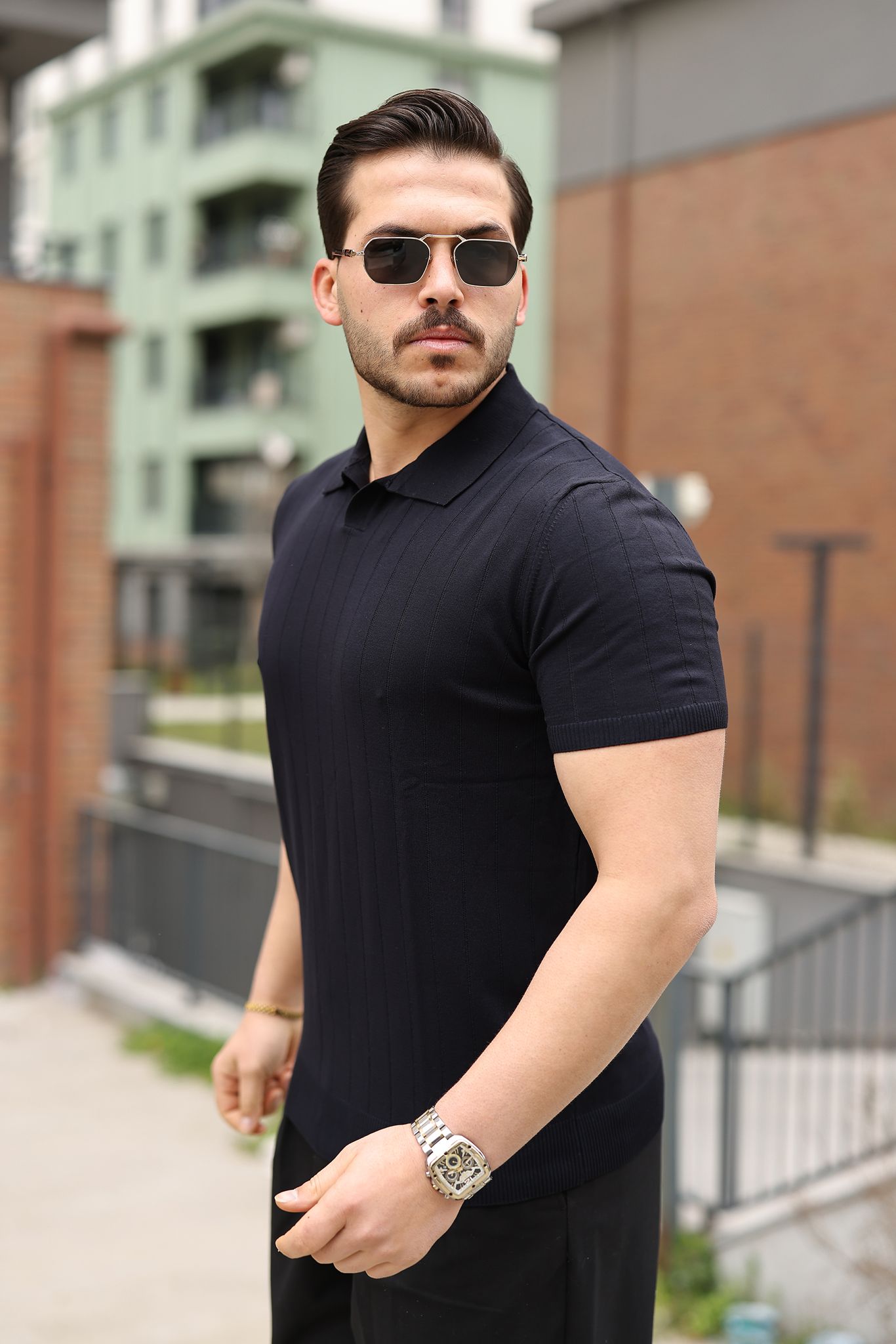 Erkek Polo Yaka Çizgili Triko T-Shirt – Modern Fit